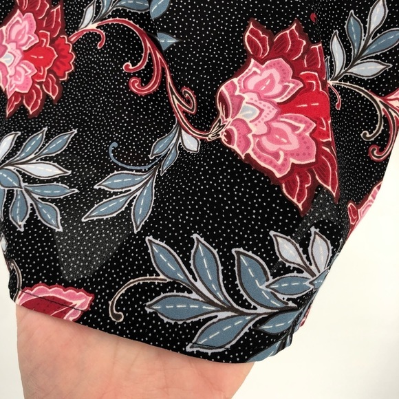 LOFT Garden Print Bell Sleeve Blouse Flowy S NWT Floral Flower Print Keyhole New - Picture 7 of 11